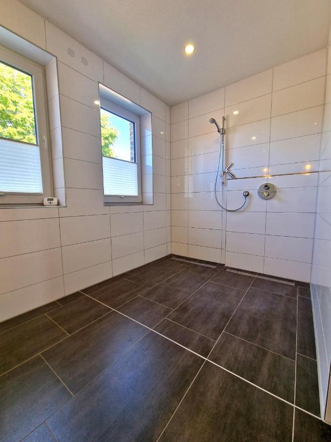 Exklusive Ferienwohnung In Lingen Holthausen 2Zim, 2Badez,Kueche,Balkon,Waschmaschine Exteriér fotografie