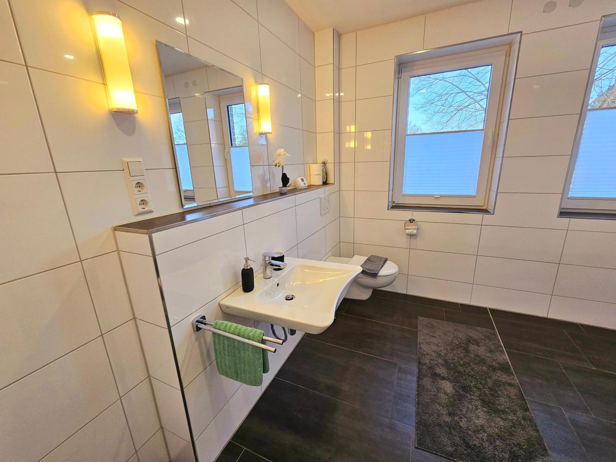 Exklusive Ferienwohnung In Lingen Holthausen 2Zim, 2Badez,Kueche,Balkon,Waschmaschine Exteriér fotografie