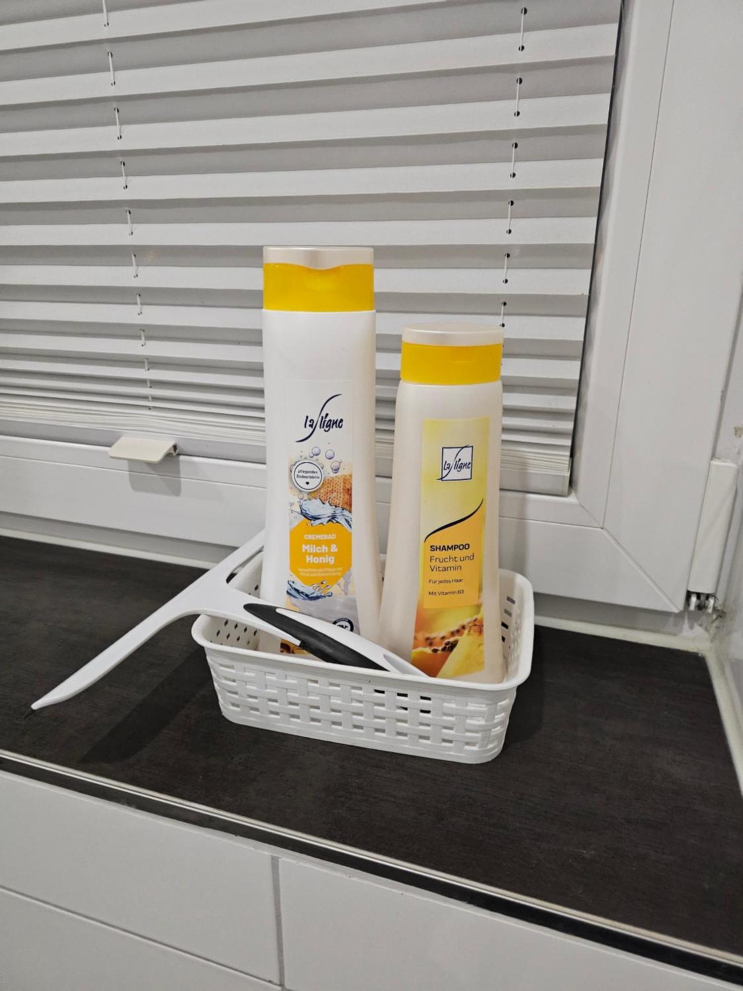 Exklusive Ferienwohnung In Lingen Holthausen 2Zim, 2Badez,Kueche,Balkon,Waschmaschine Pokoj fotografie